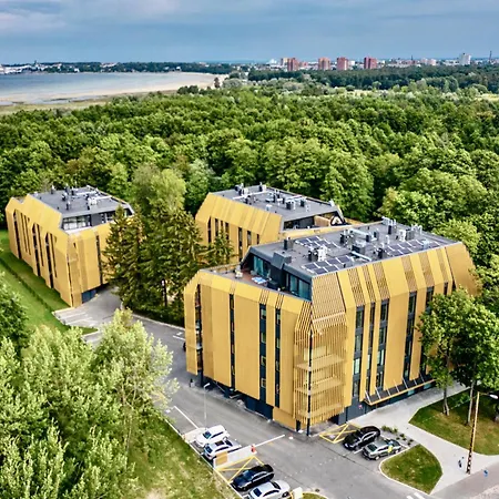 Premium Seaside Escape With Forest View And Free Parking Lejlighed *