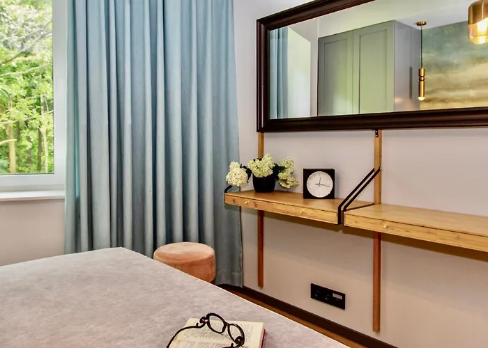 Apartment Premium Seaside Escape With Forest View And Free Parking *